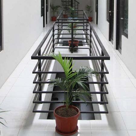 D'Paragon Dwikora Hotel Palembang Exterior foto
